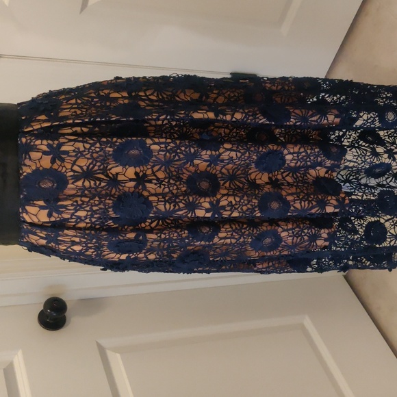 Few Moda NY hollow transparent cotton Elegant Navy Lace Black Trim Midi Dress - Picture 5 of 14